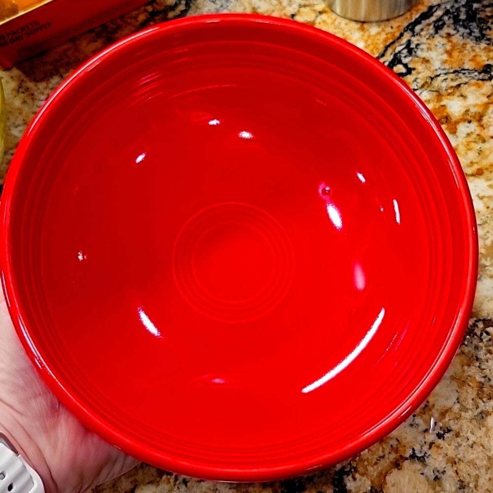 Bistro Coupe 7 5/8 Inch Medium Bowl 38 OZ Scarlet